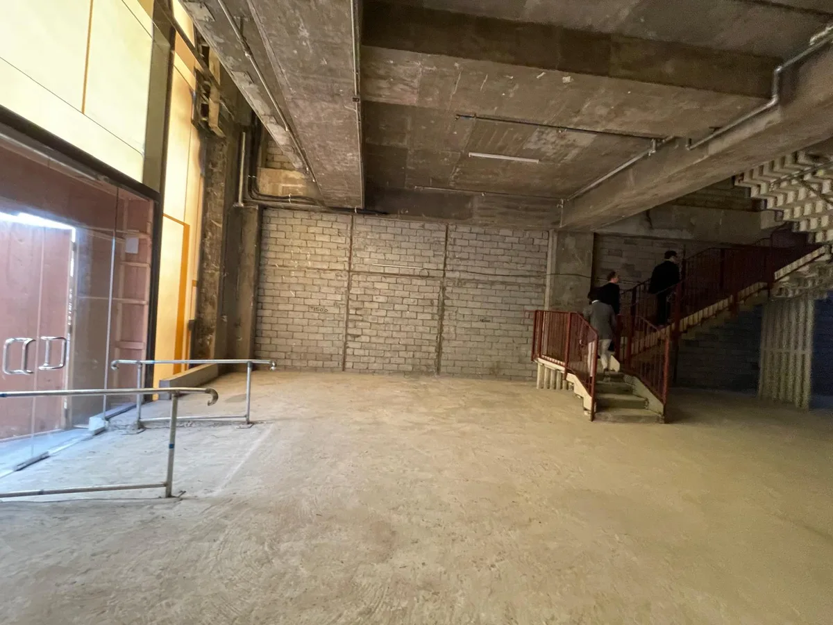 Spacious Duplex Retail Space on Affluent Canton Road, 354 sqm, pop up store in Hong Kong, interior view