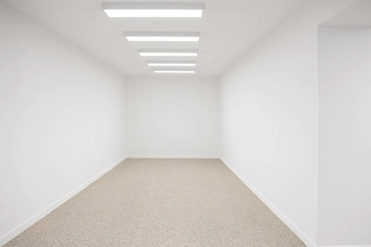 Spacious Event Space in Haut-Marais, 65 sqm, showroom presentation, pop-up rental in Paris, second interior view