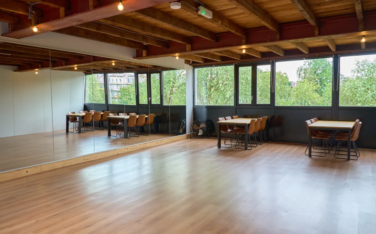 Spacious Event Venue for Rent in Amsterdam, 400 sqm, retail activation, pop-up rental, additional interior view