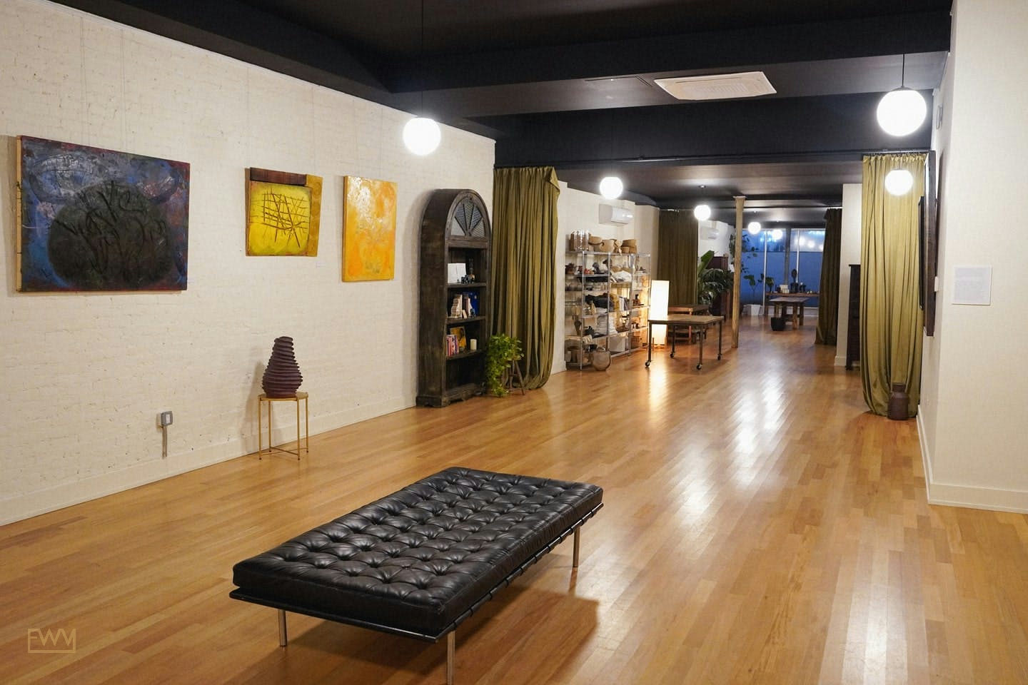 Spacious Event Venue on 3rd Avenue, New York City, 650 sqm, pop up store