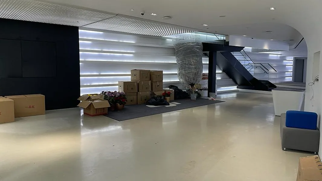 Spacious Flagship Store Available in Causeway Bay, 959 sqm, pop up store in Hong Kong, interior view