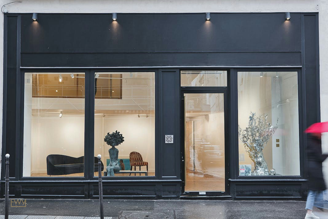 Spacious Gallery and Retail Space on Rue de Turenne, Paris, 150 sqm, pop up store
