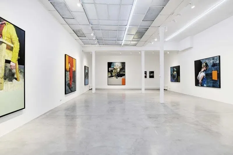 Spacious Ground Floor Showroom in Le Marais, Paris — 3