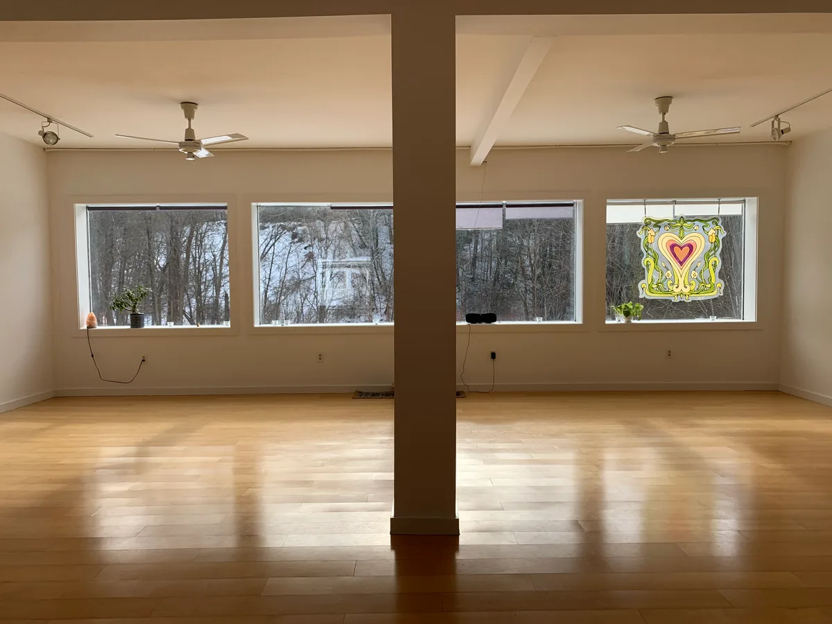 Spacious Hudson Valley Studio with Scenic Views, 112 sqm, photo shoot, pop-up rental in Chichester, third interior view