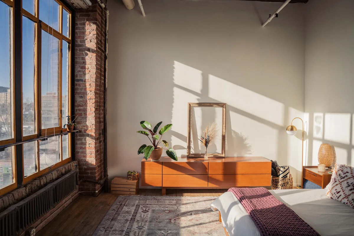 Spacious Industrial Loft Photo Studio with Full Kitchen, 158 sqm, photo shoot, pop-up rental in Brooklyn, additional interio…
