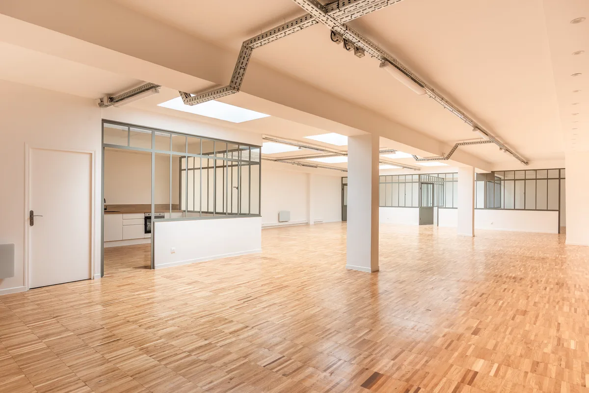 Spacious Industrial Office in the 13th Arrondissement