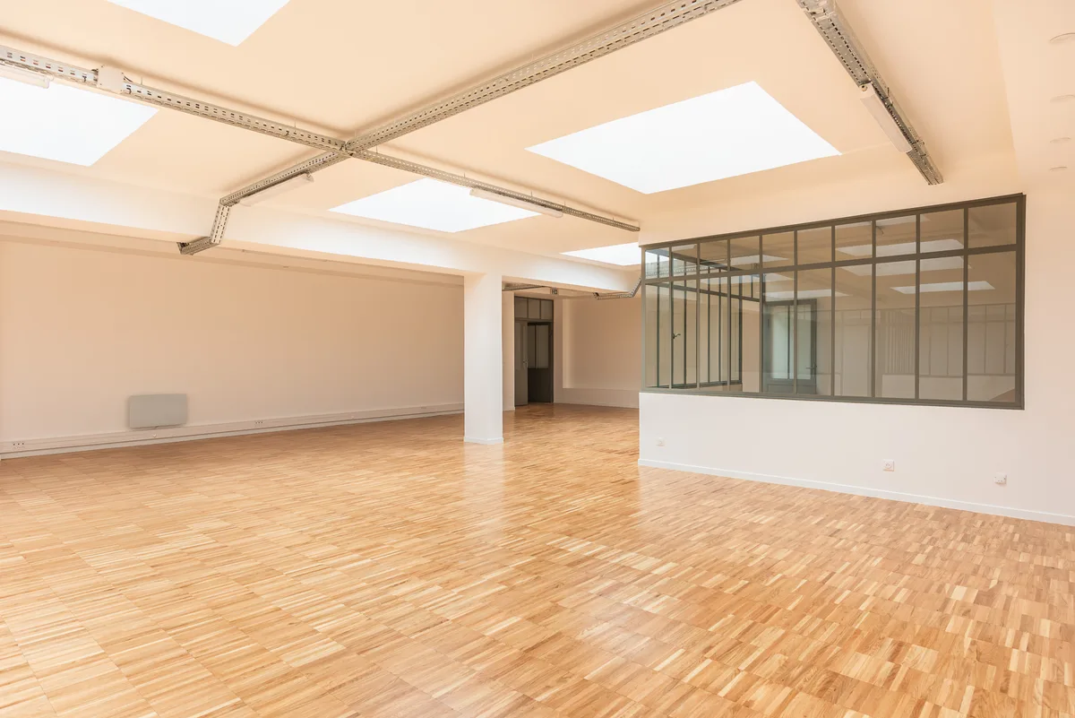 Spacious Industrial Office in the 13th Arrondissement, 250 sqm, pop up store in Paris, second interior view