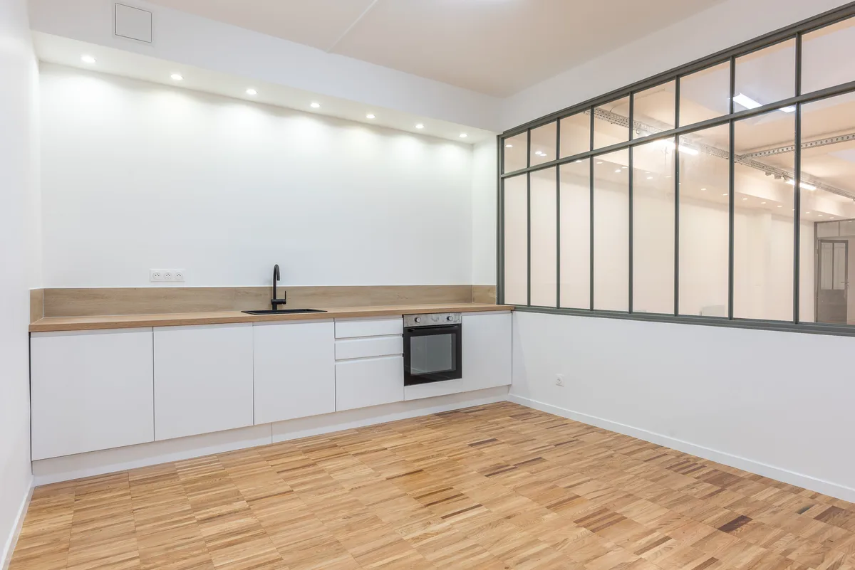 Spacious Industrial Office in the 13th Arrondissement, 250 sqm, pop up store in Paris, additional interior view