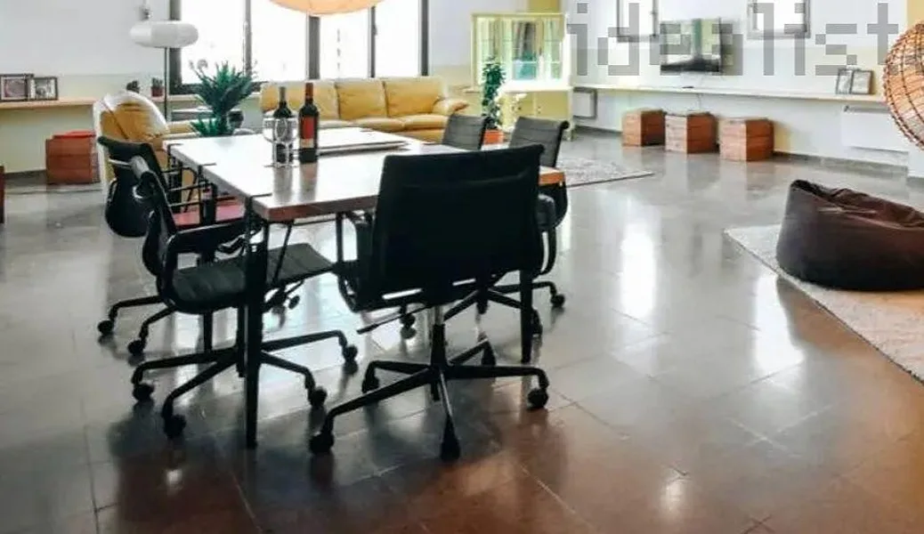 Spacious Loft for Events in El Poble Nou, Barcelona, 100 sqm, pop up store