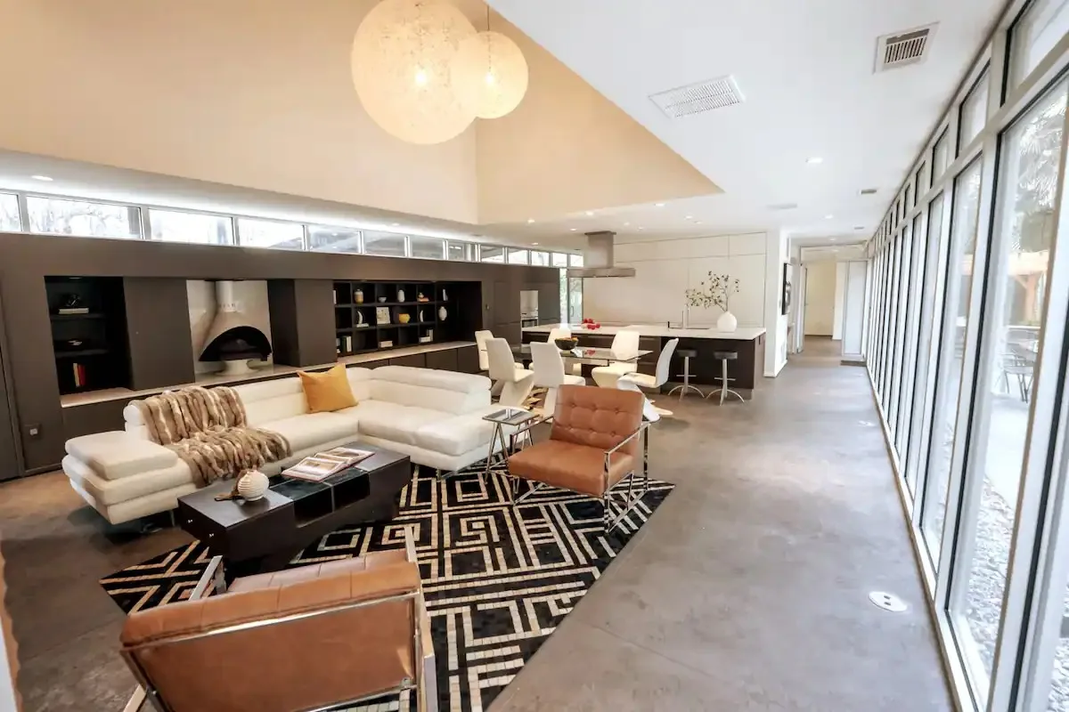 Spacious Northside Manor with Extensive Amenities, 254 sqm, private event, pop-up rental in Atlanta, third interior view