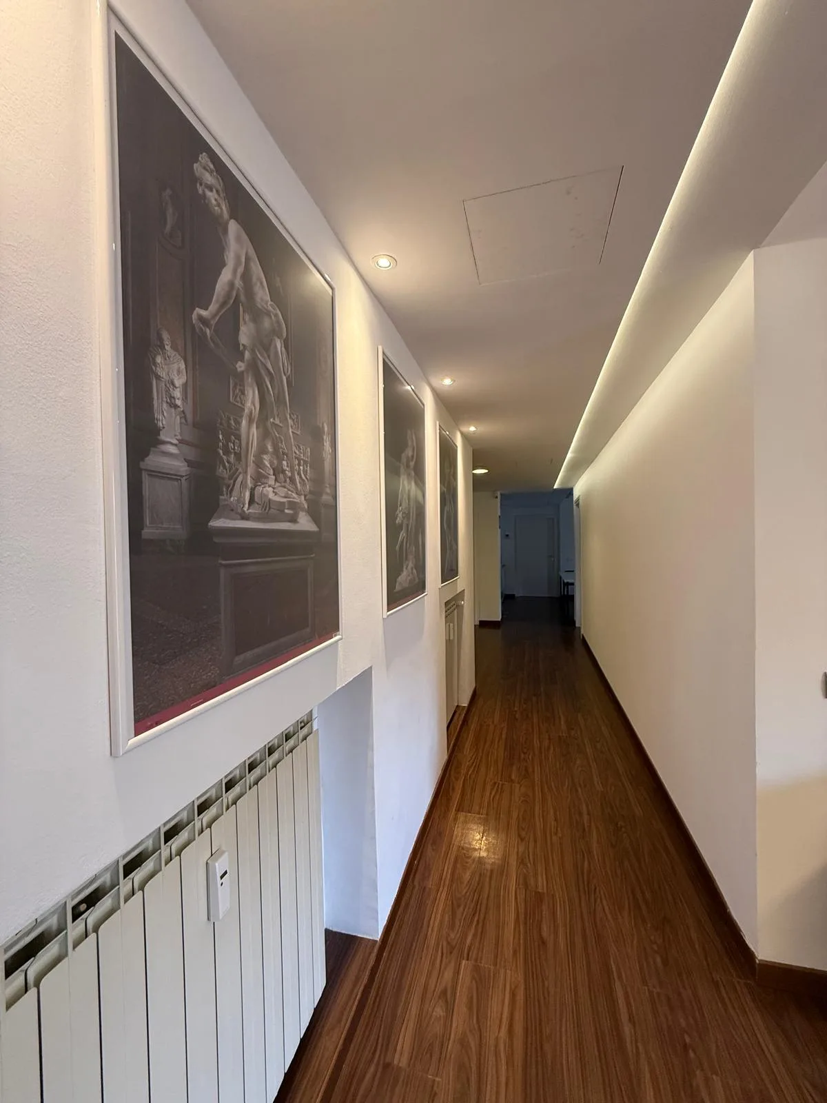 Spacious Office Space for Rent in Trastevere, 250 sqm, workshop, pop-up rental in Roma, second interior view