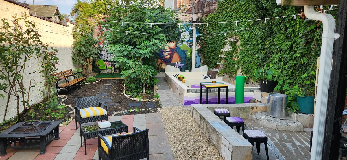 Spacious Outdoor Event Space with Natural Light, 112 sqm, seminar, pop-up rental in Queens, interior view