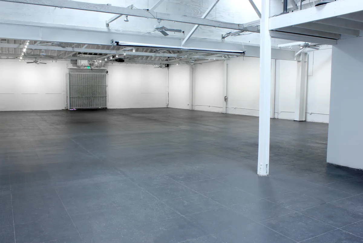 Spacious Production Space with High Ceilings, 650 sqm, photo shoot, pop-up rental in Los Angeles, second interior view