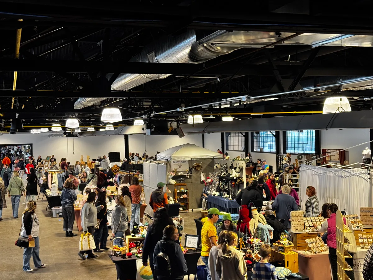 Spacious Restored Industrial Venue for Events, 1280 sqm, pop up store in Bellefonte, second interior view