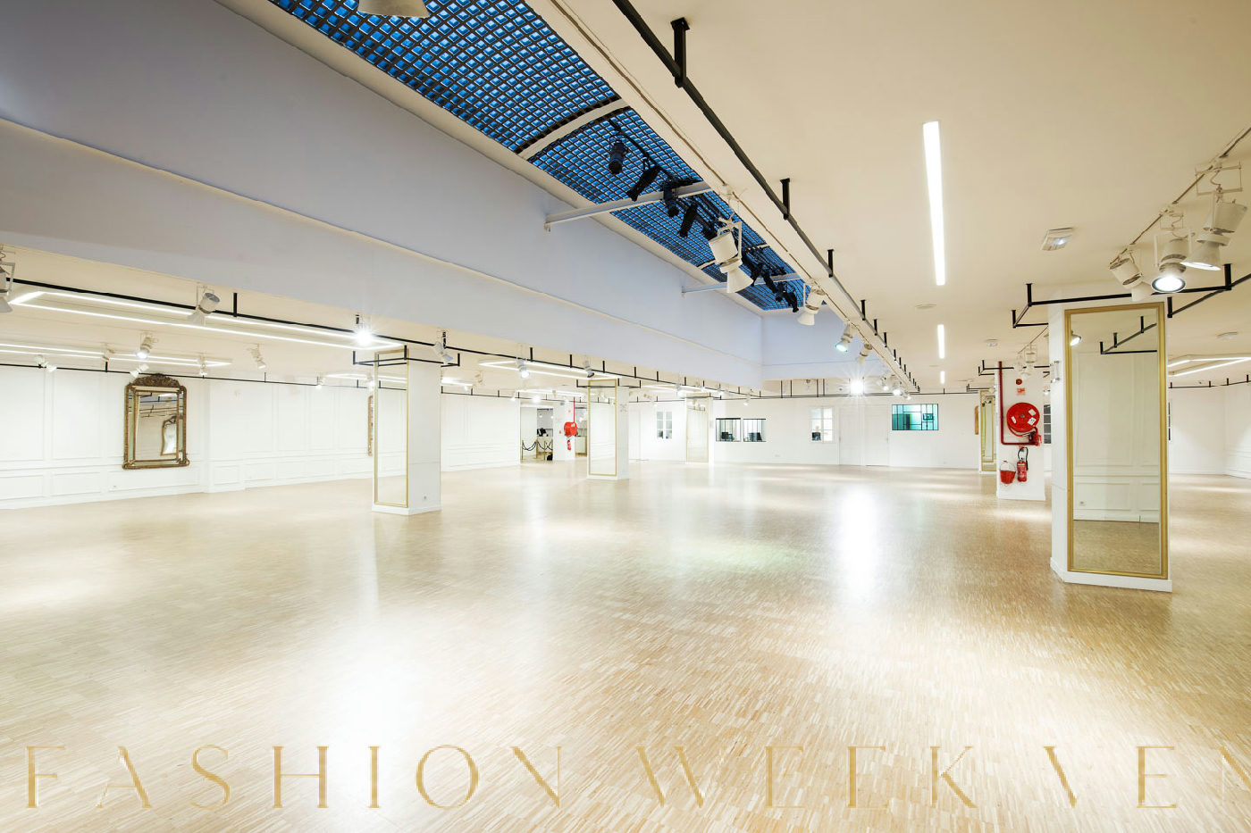 Spacious Showroom Ideal for Events Near Trocadéro, 1000 sqm, product launch, pop-up rental in Paris