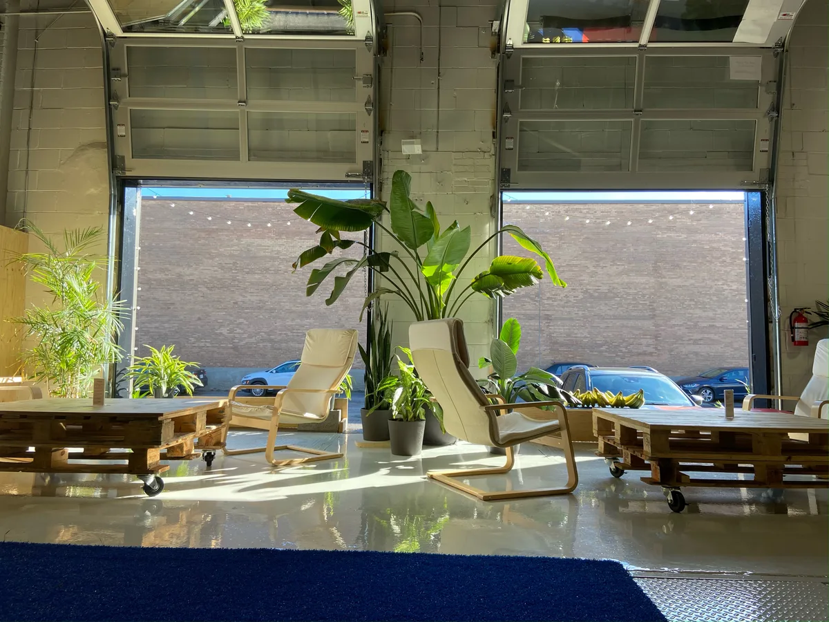 Spacious Training Centre with Lounge and Gym Areas, 520 sqm, private event, pop-up rental in Mont-Royal, interior view