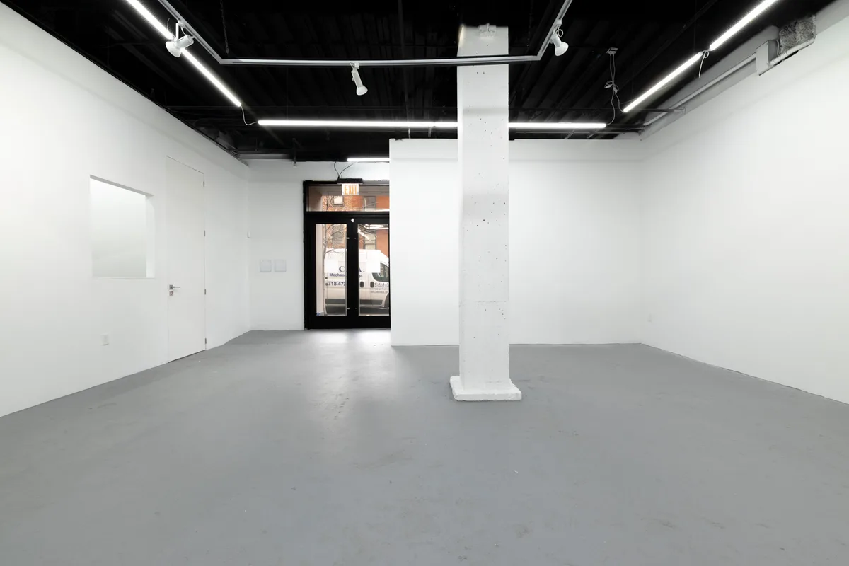 Spacious Two-Level Gallery in Chelsea, 418 sqm, pop up store in New York, interior view