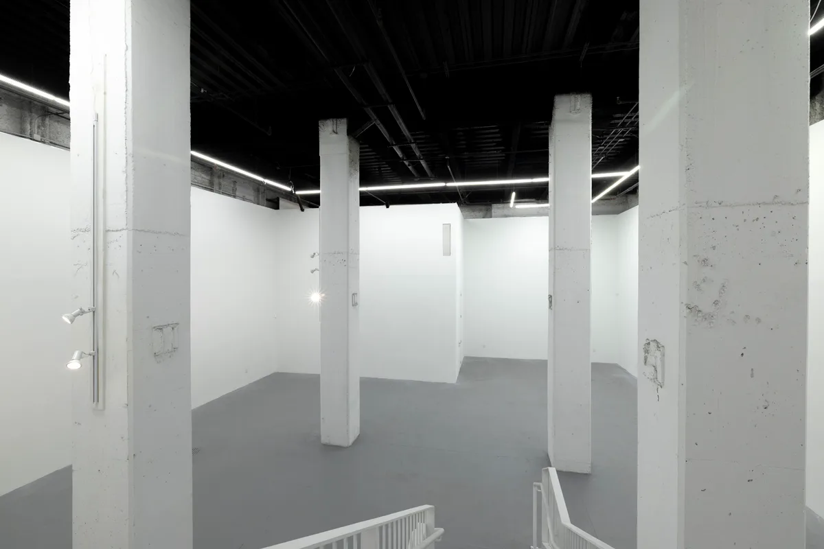 Spacious Two-Level Gallery in Chelsea, 418 sqm, pop up store in New York, second interior view