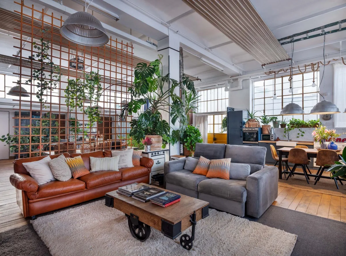 Spacious Vintage Loft with Covered Courtyard, 250 sqm, art exhibition, pop-up rental in Milano, third interior view