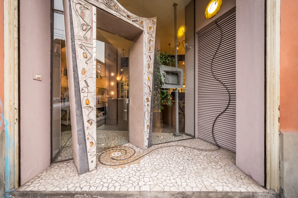 Spazio commerciale polifunzionale di 70 mq, 70 sqm, pop up store in Bologna, second interior view