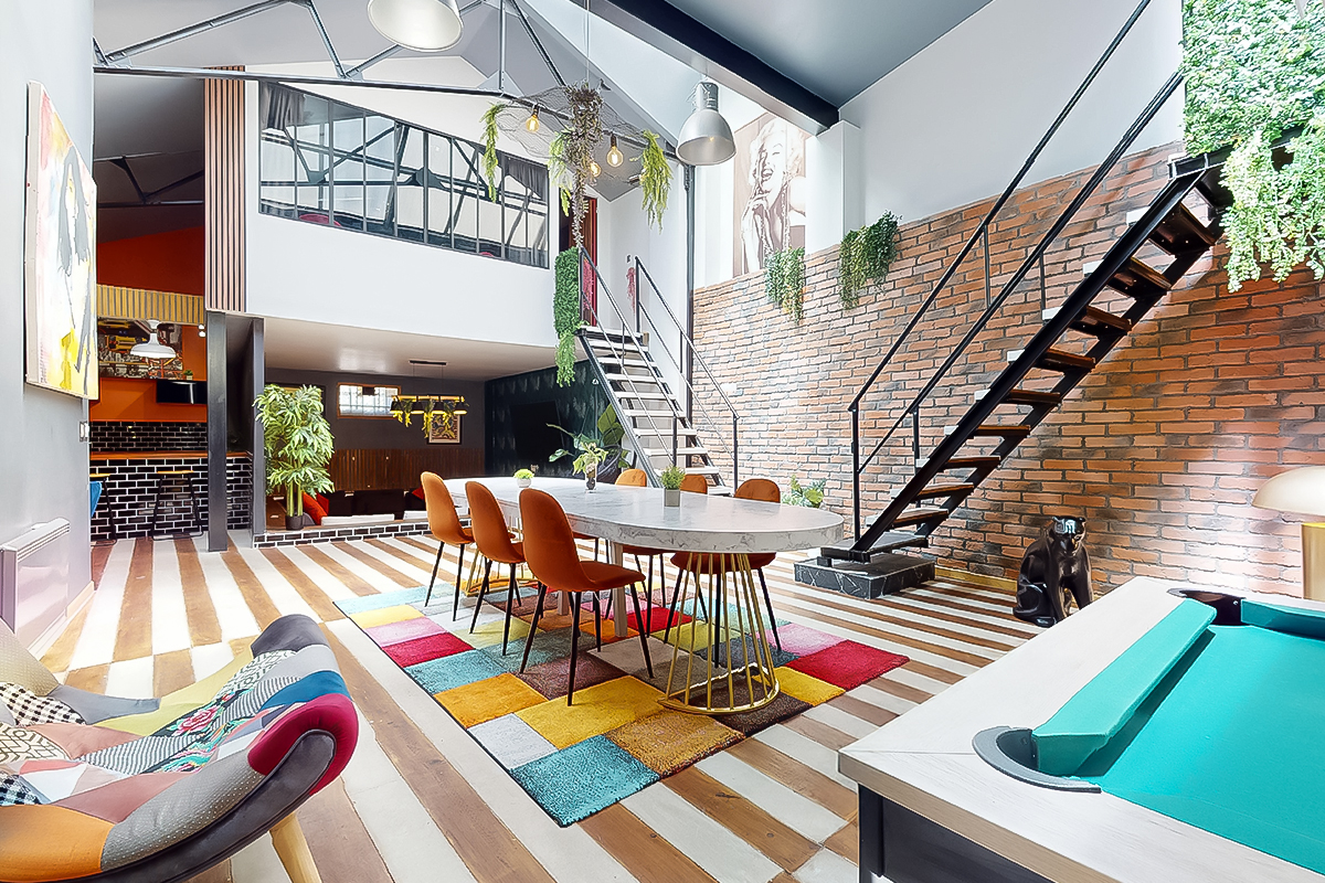 Spectacular 200 m² Industrial Loft Near Paris, showroom presentation, pop-up rental in Suresnes