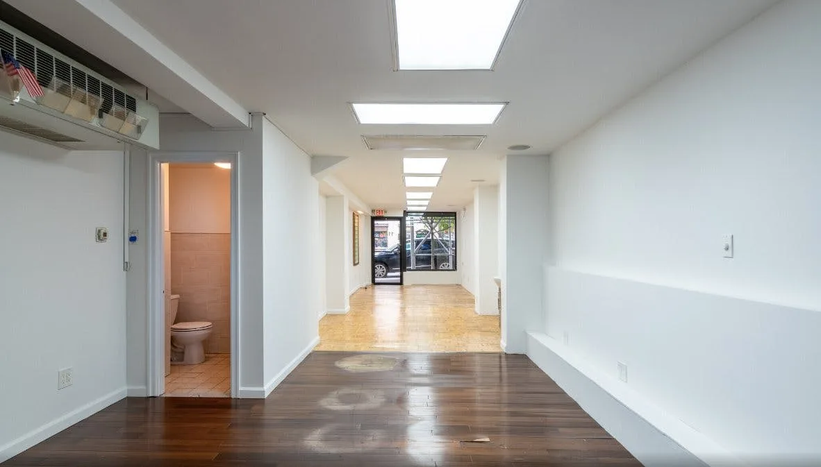 Standard Retail Space on the Upper East Side, New York