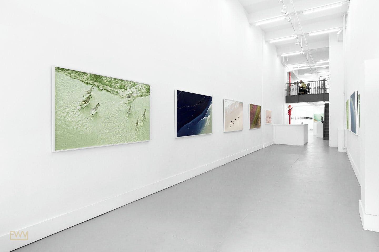 Storefront Gallery in Chelsea with High Ceilings, 112 sqm, art exhibition, pop-up rental in New York