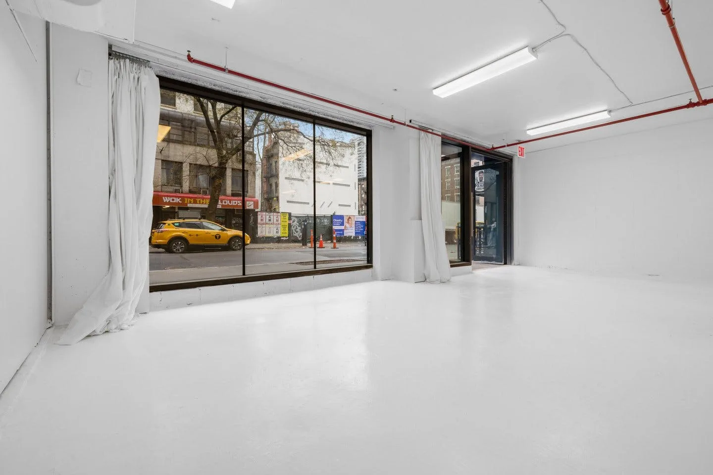 Storefront Whitebox Event Venue and Studio in New York — 3