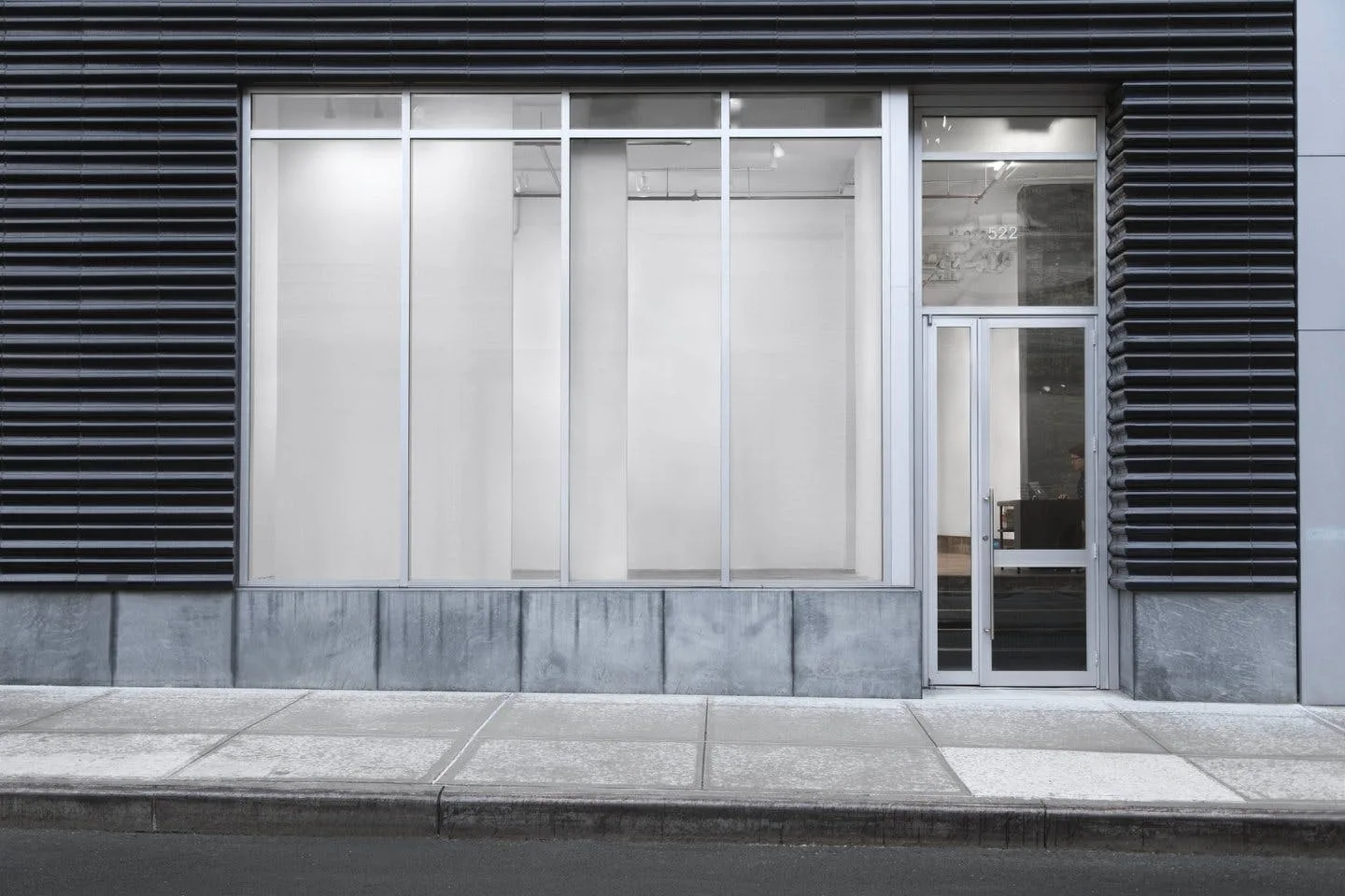 Street Level Chelsea Gallery with Outdoor Terrace — 4