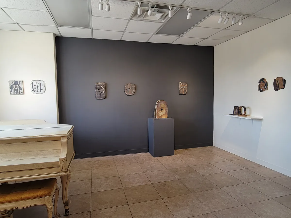 Street-Level Gallery Space for Creative Events, 102 sqm, pop up store in Fort Lee