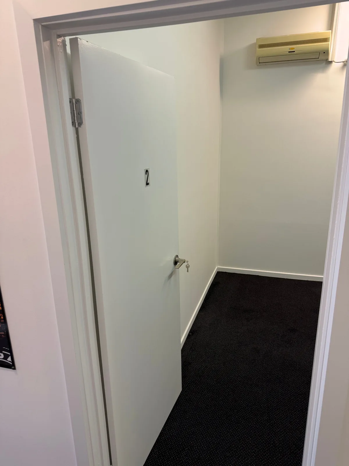 Studio and Office Space for Lease in Bayswater, 10 sqm, workshop, pop-up rental, third interior view