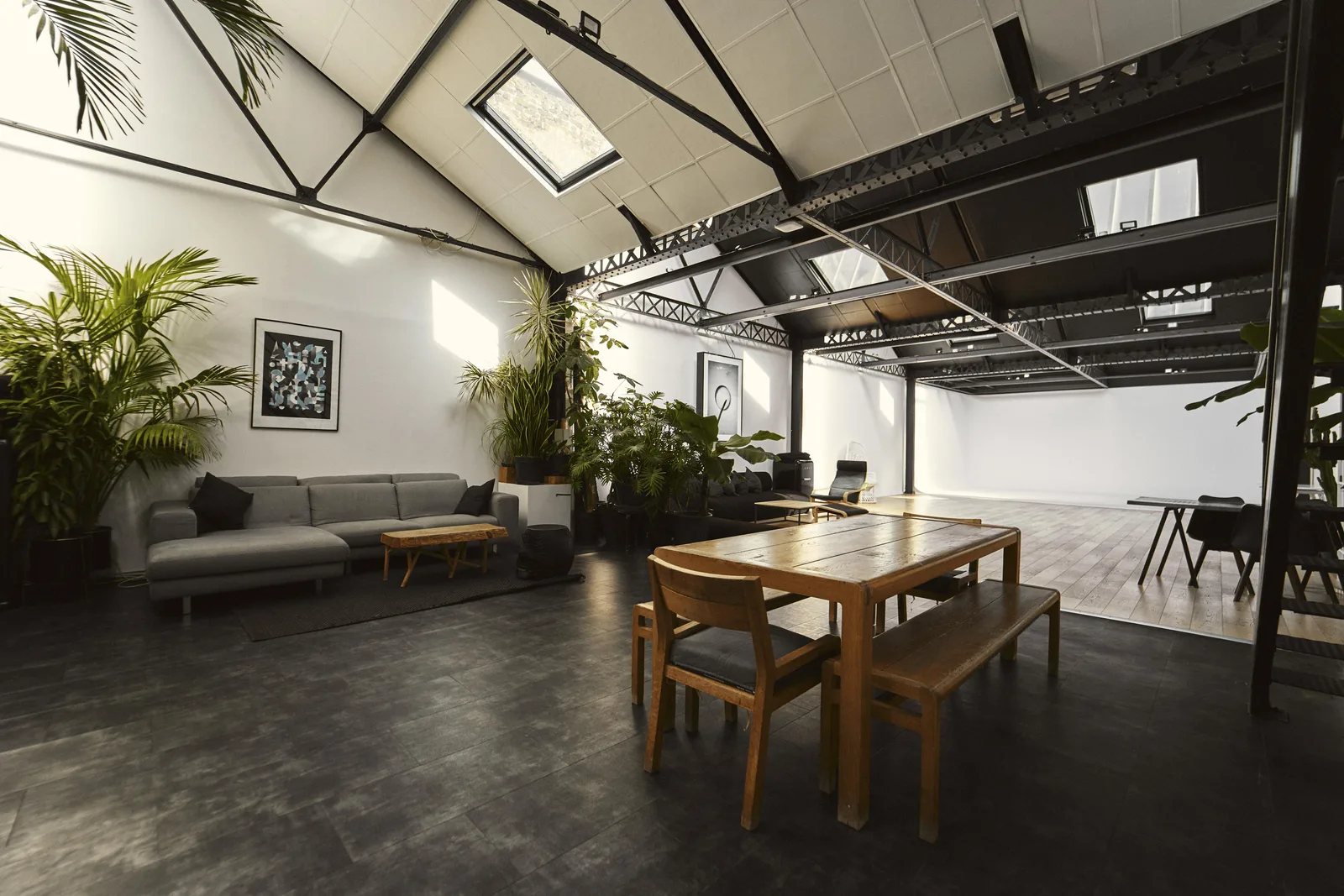 Studio Photo Showroom in Saint-Ouen-sur-Seine — 3