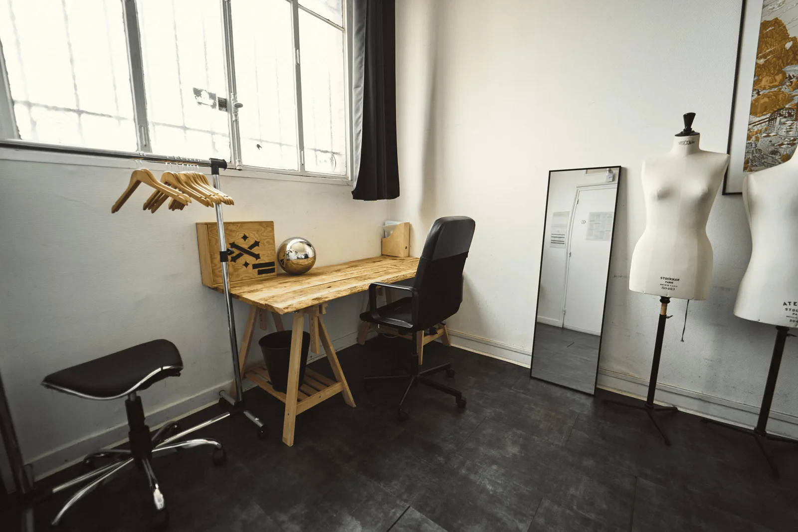 Studio Photo Showroom in Saint-Ouen-sur-Seine — 5