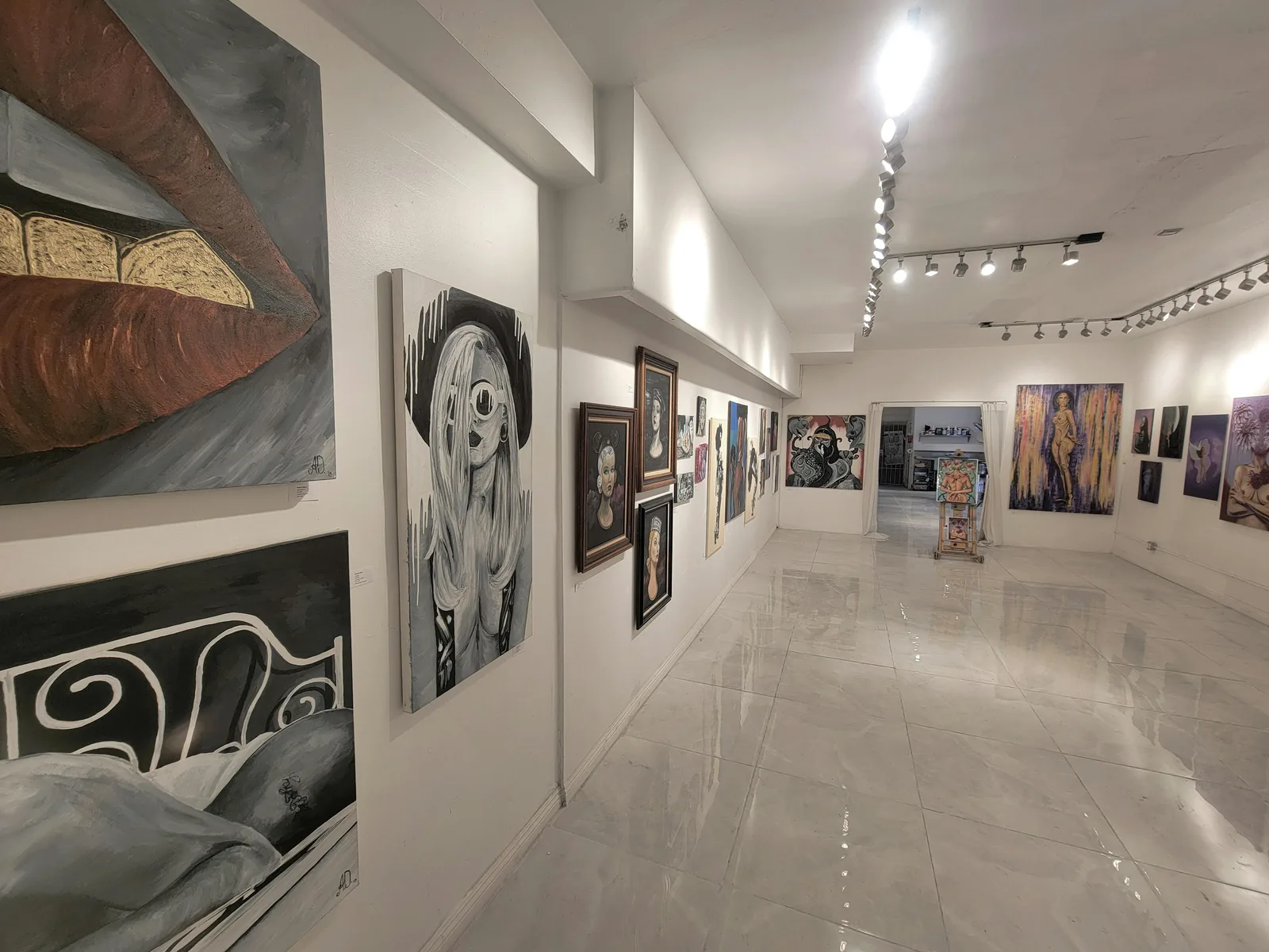 Stunning All White Marbled Gallery in Los Angeles