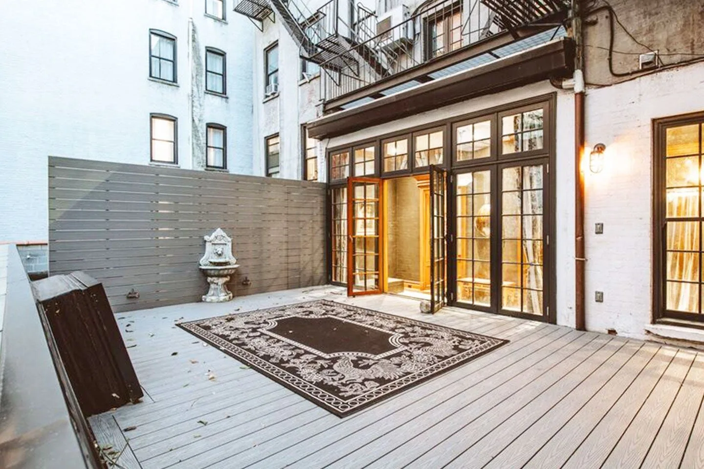 Stunning Mansion Space in West Village, Manhattan — 3