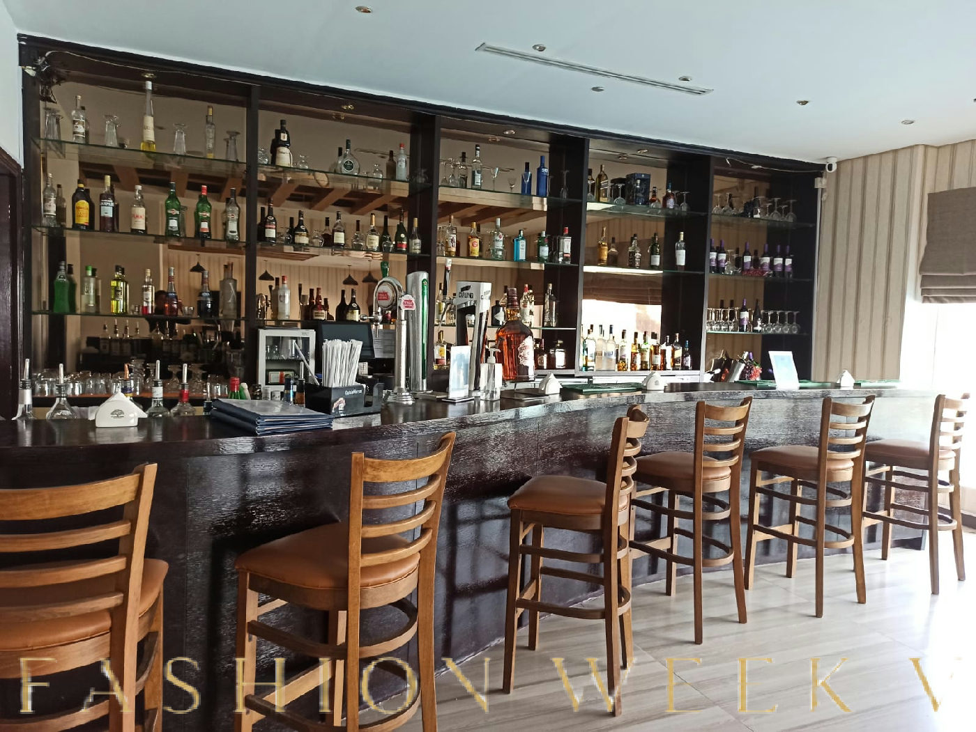 Stylish Bar and Lounge Space Ready for Operation, 143 sqm, private event, pop-up rental in Ras Al-Khaimah