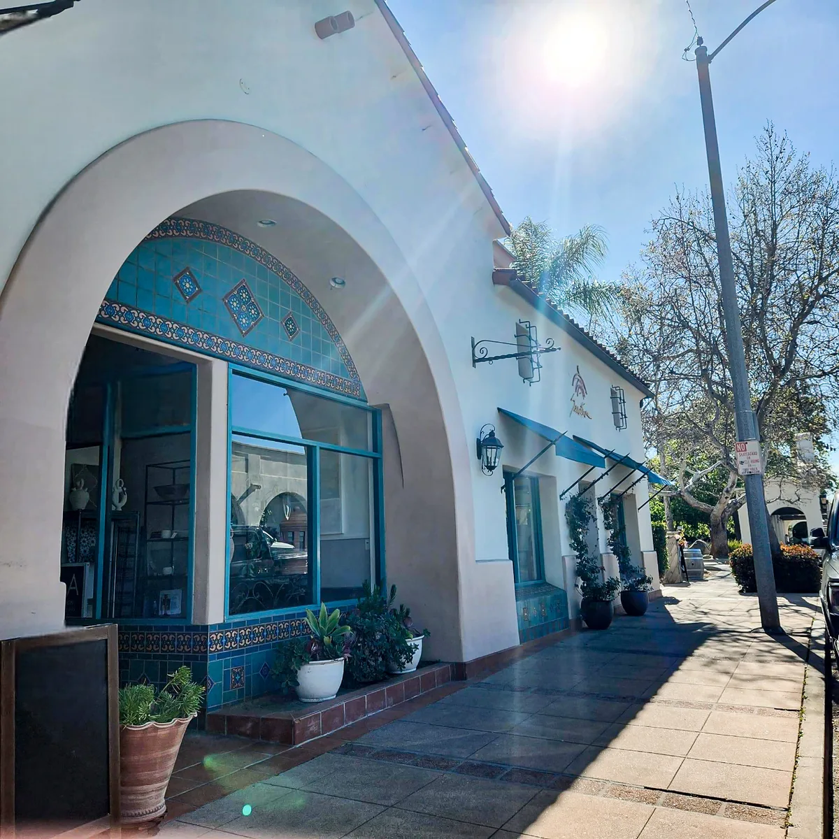 Stylish Creative Loft for Pop-Up Events in Ojai, 45 sqm, pop up store, second interior view