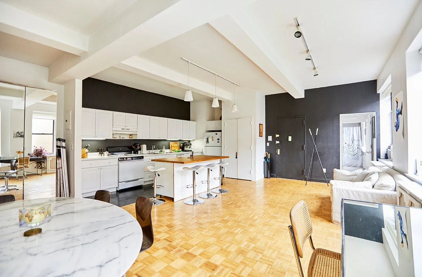 Sun Drenched East Village Loft in New York — 4