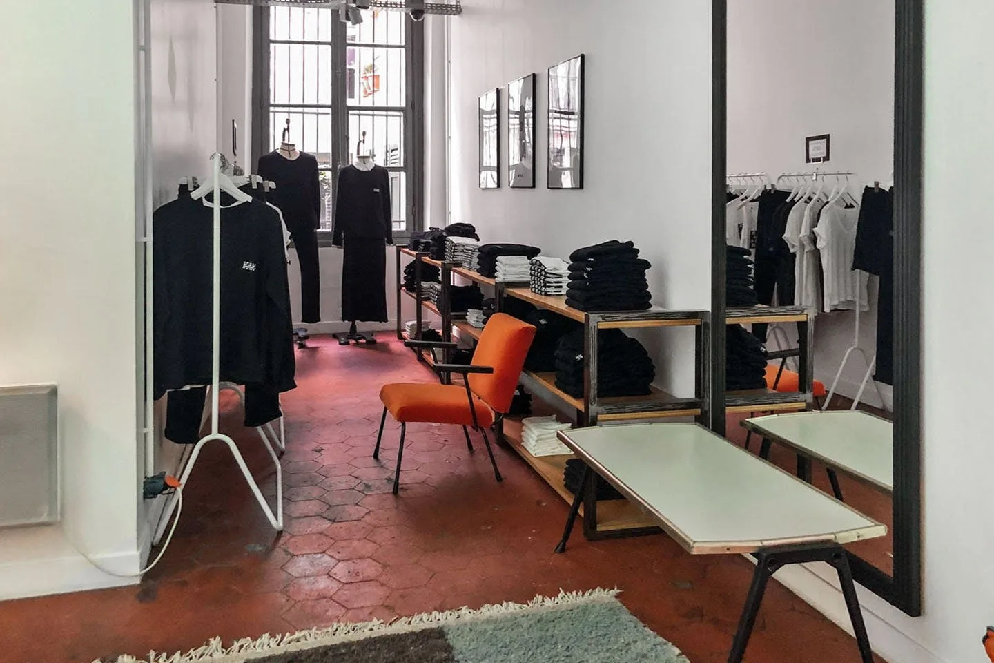 Superb Corner Boutique in Le Marais, Paris — 5