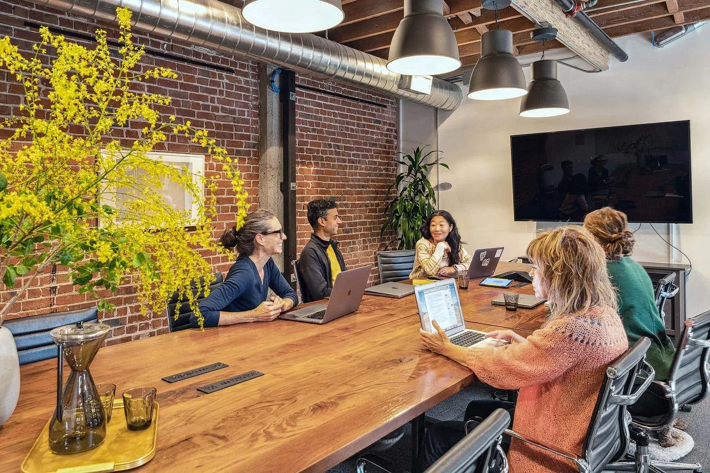 Telegraph Meeting Room in Oakland — 5