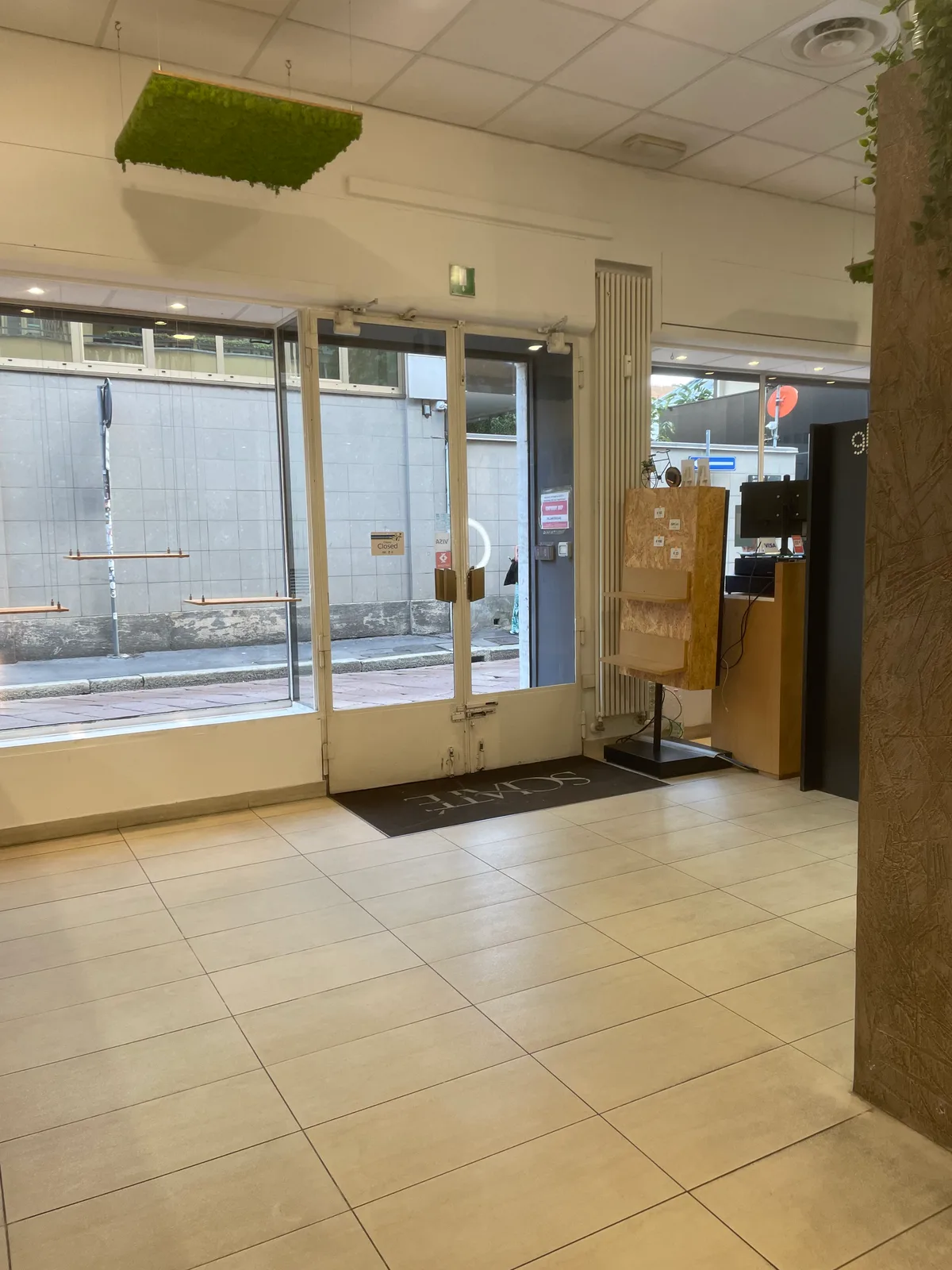 Temporary Shop Available on Via Tortona in Milan, 70 sqm, pop up store in Milano, third interior view