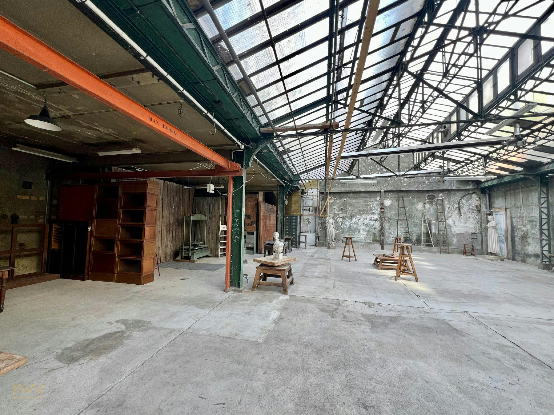 Three Historic Parisian Ateliers near Bastille, 560 sqm, pop up store