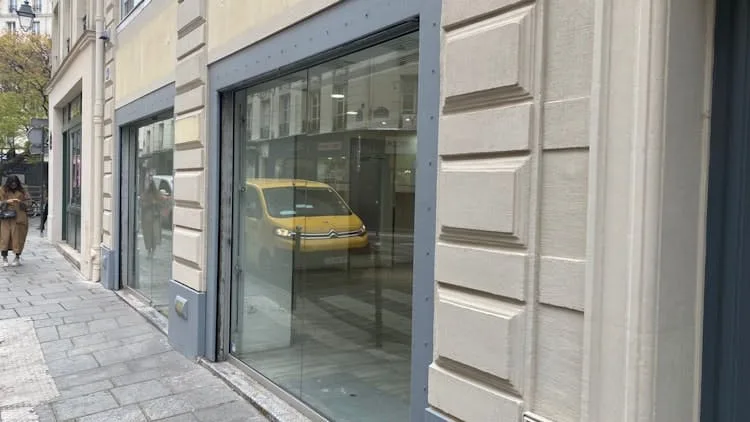 Three-Level Commercial Space on Rue du Caire, Paris — 2