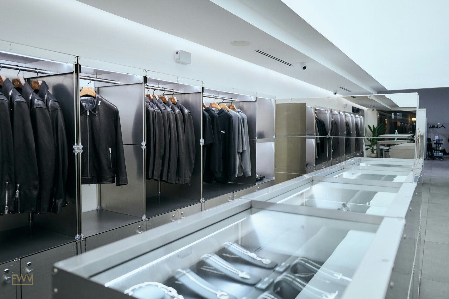 Three-Story Storefront Space on Elizabeth Street, New York, 186 sqm, pop up store