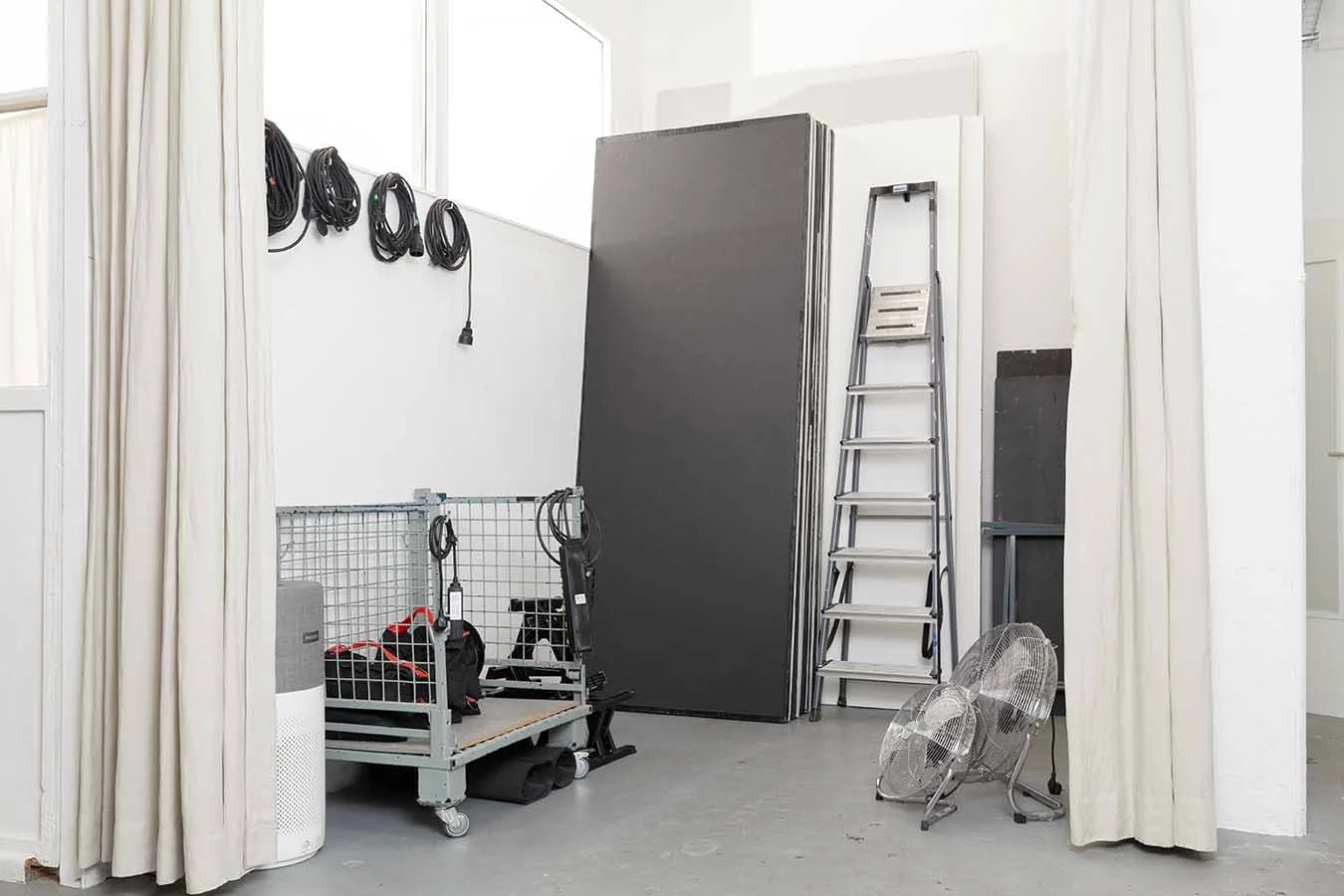 Top Floor Industrial Loft in Neukölln, Berlin — 5