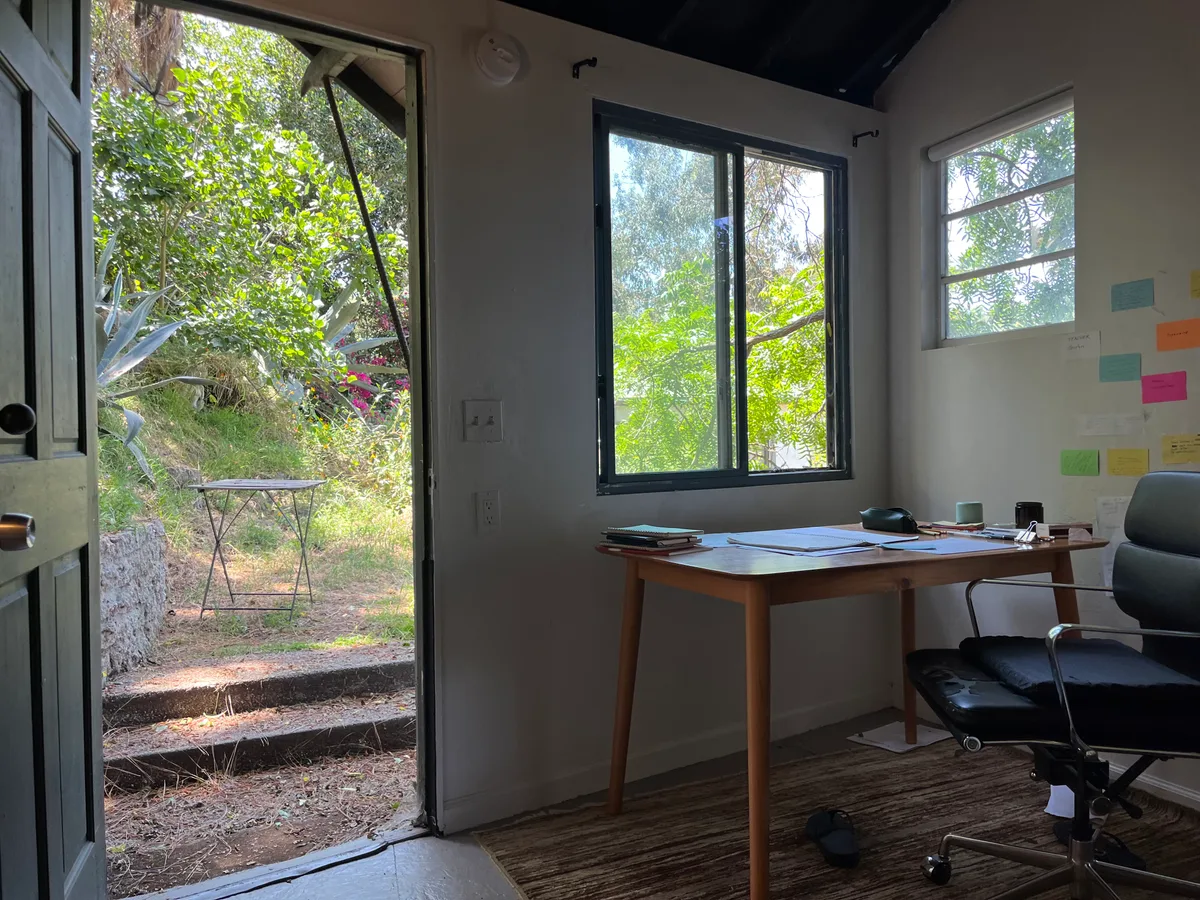 Tranquil Art Studio/Office Space in Echo Park, 13 sqm, creative workshop, pop-up rental in Los Angeles