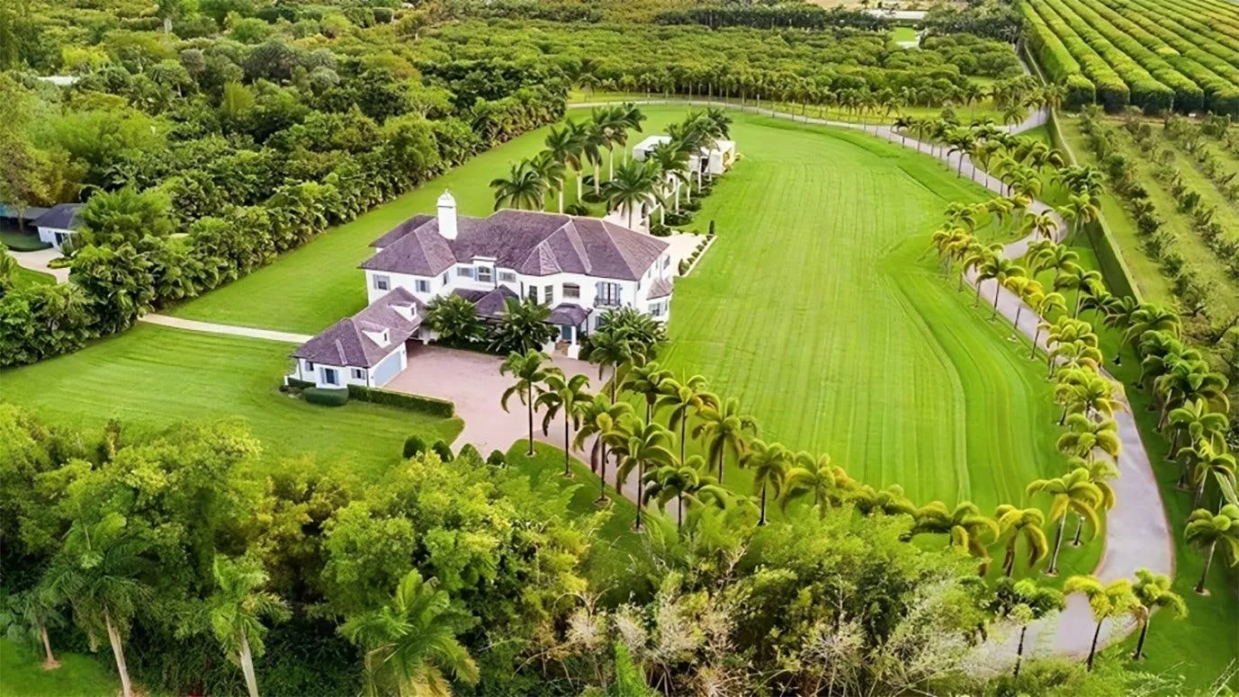 Tranquil Oasis Retreat Near Miami in Homestead — 2