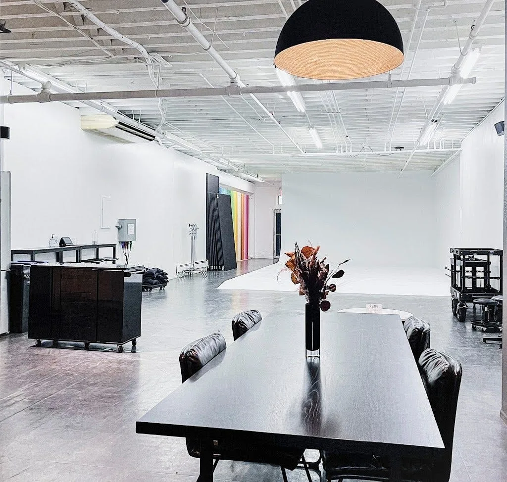 Trendy Industrial Photography Studio in New York — 3