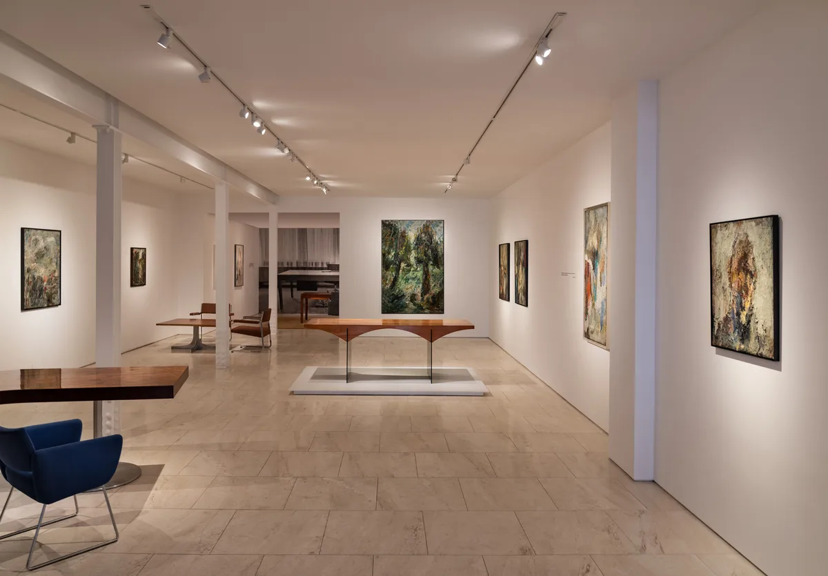 Turn-Key Storefront Space in Greenwich Village, 204 sqm, art exhibition, pop-up rental in New York