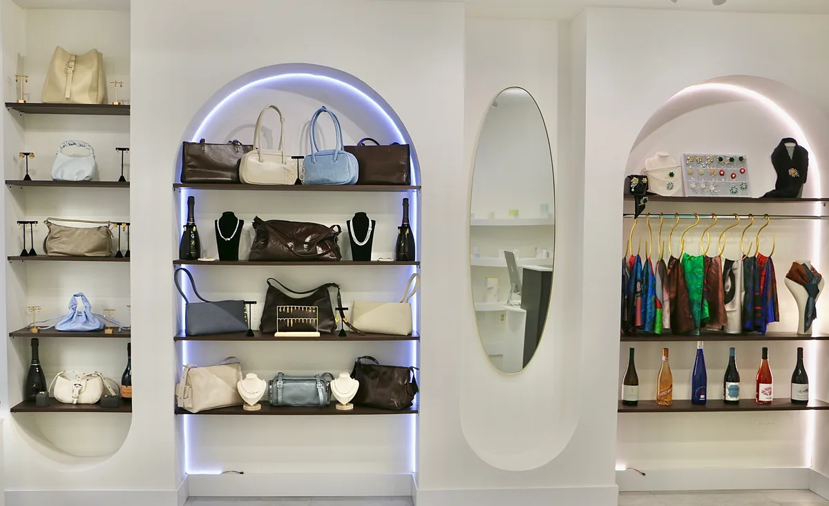 Turnkey Retail Space for Immediate Use in Salamanca, 28 sqm, pop up store in Madrid, second interior view